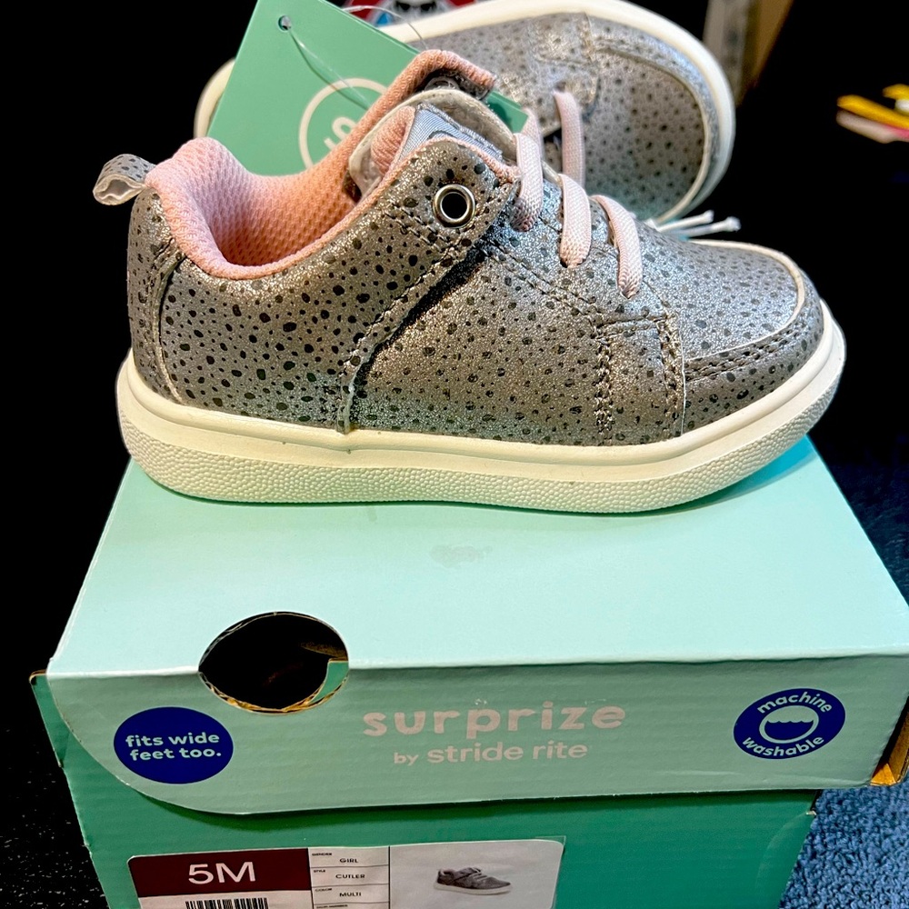Surpize by Stride Rite, Cutler, Girl’s Toddler Sneakers 5M